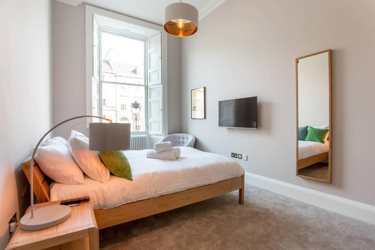 Altido Stylish 1-Bed Flat In The Heart Of New Town Apartment Единбург Екстериор снимка