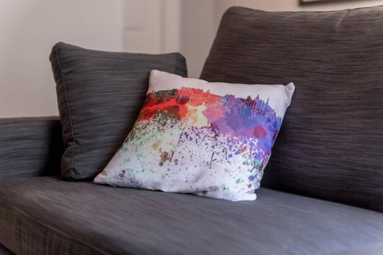 Altido Stylish 1-Bed Flat In The Heart Of New Town Apartment Единбург Екстериор снимка