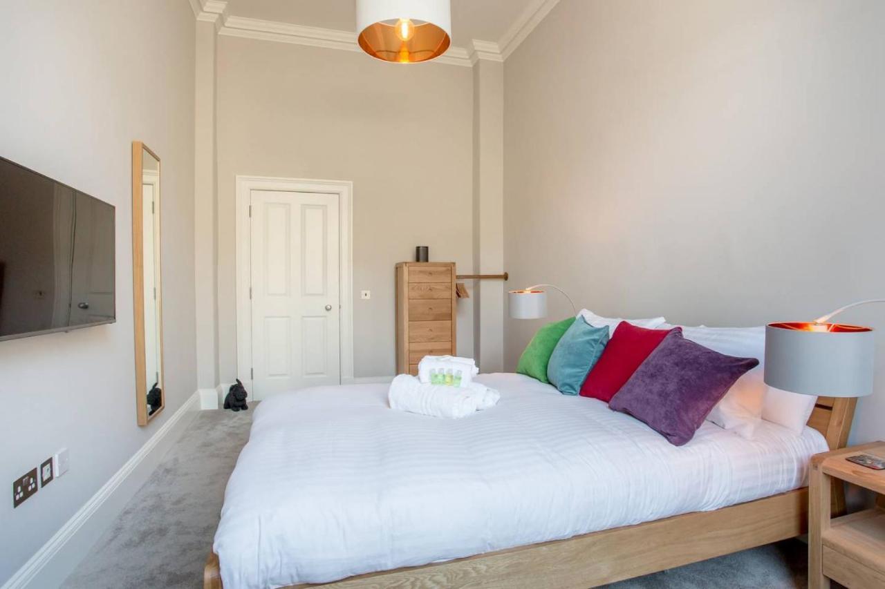 Altido Stylish 1-Bed Flat In The Heart Of New Town Apartment Единбург Екстериор снимка